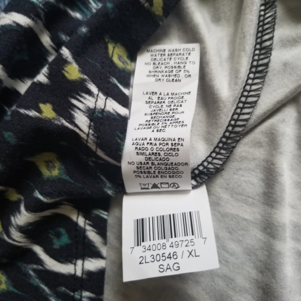 NWOT Karen Kane Ikat Print Crew-neck Cap-sleeve Hi-Lo Elliptical Top Made in USA - Picture 6 of 11